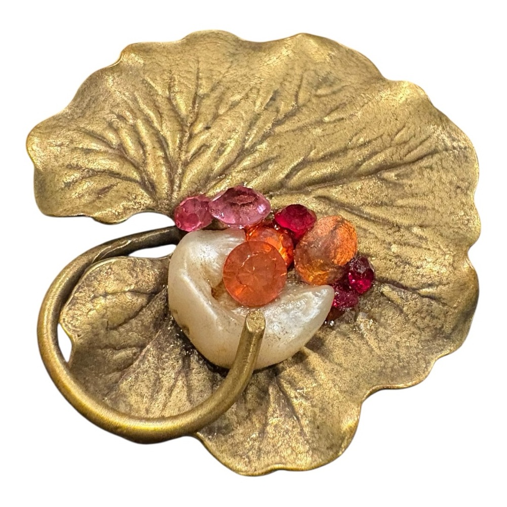 Vintage Artisan Leaf Brooch Gold Tone with Pearl & Multicolor Stones J16